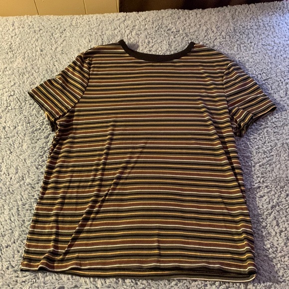 green short sleeve top - Picture 1 of 1